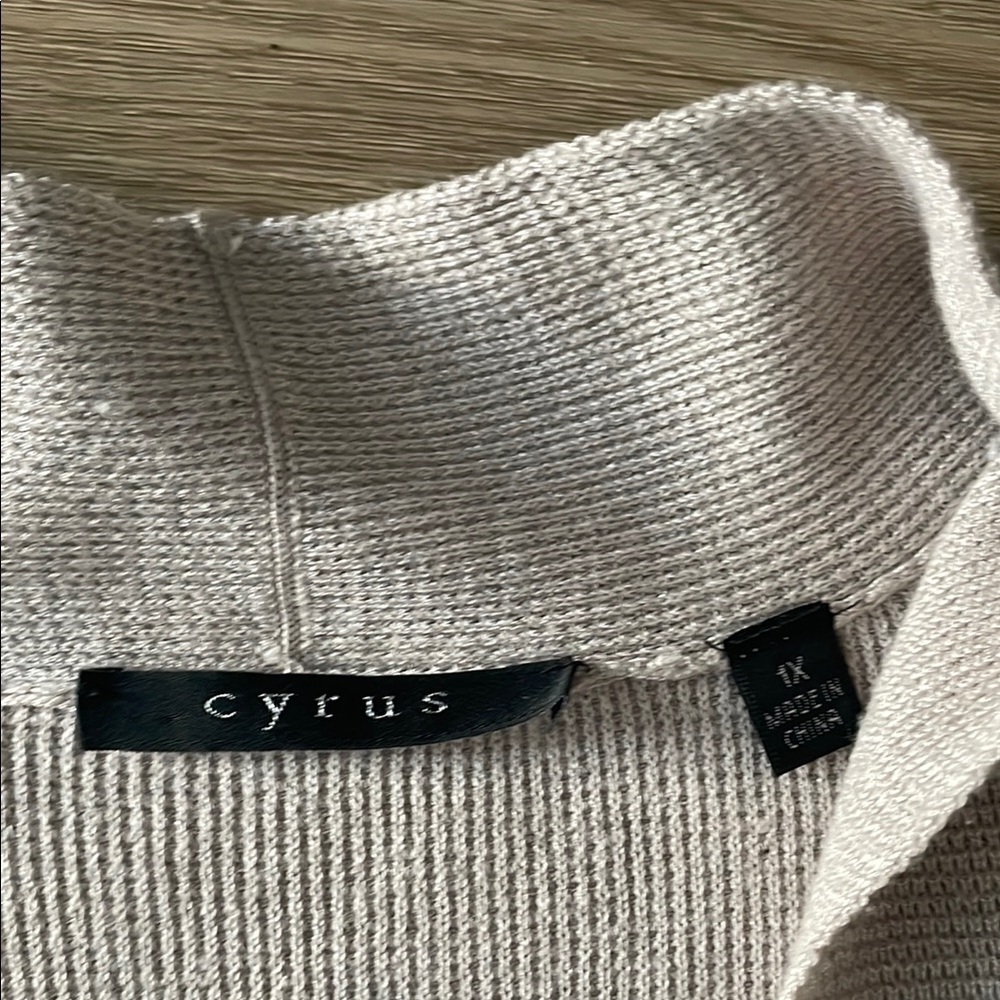 Cream Cardigan - Picture 5 of 10